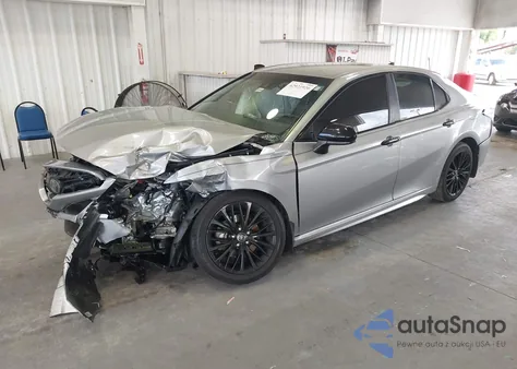 2020 Toyota Camry Se Nightshade Edition z USA, uszkodzony, nr VIN 4T1G11AKXLU351556